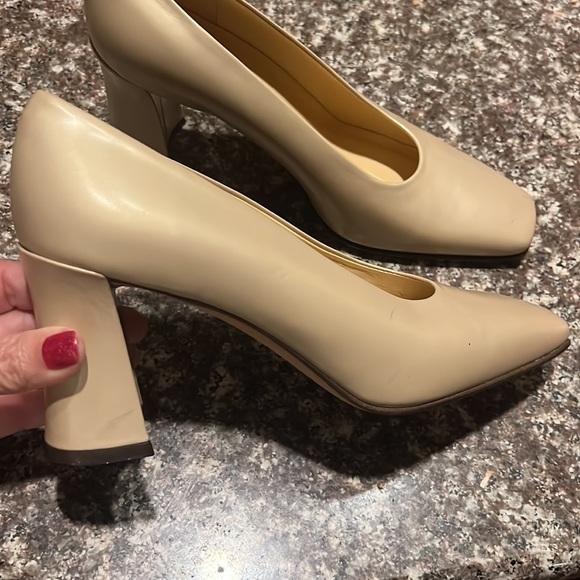 𝐕𝐈𝐀 𝐒𝐏𝐈𝐆𝐀 𝐂𝐑𝐄𝐀𝐌 𝐏𝐄𝐀𝐑𝐋𝐘 𝐅𝐋𝐀𝐑𝐄 𝐇𝐄𝐄𝐋 𝐏𝐔𝐌𝐏𝐒 - Picture 15 of 17